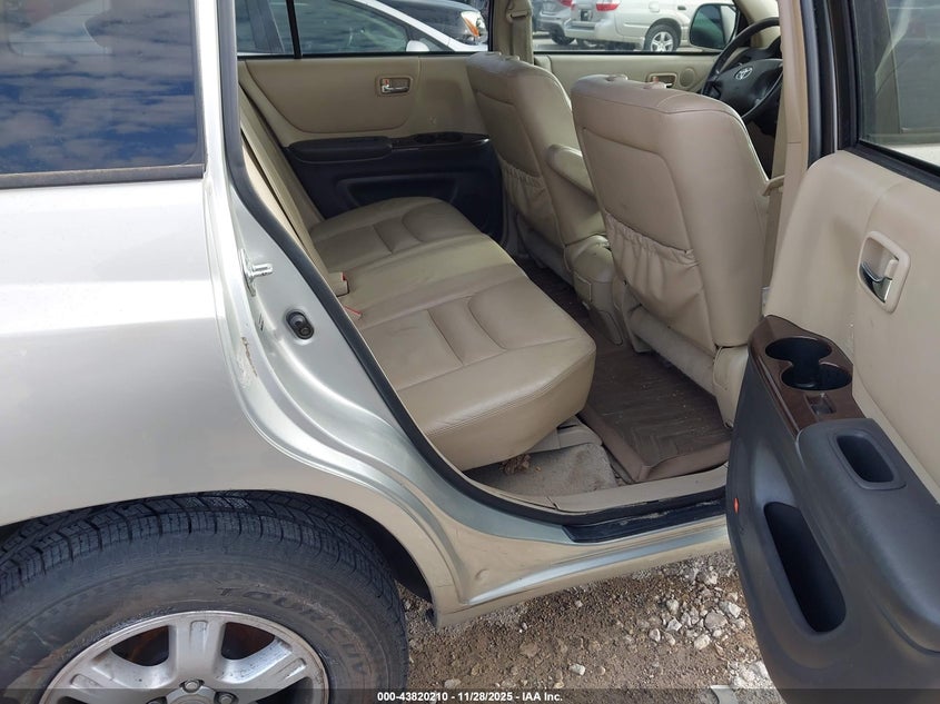 2003 Toyota Highlander Limited V6 VIN: JTEHF21A830135165 Lot: 43820210