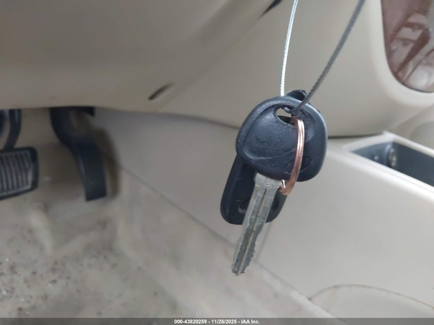 2009 Hyundai Santa Fe Gls VIN: 5NMSG13D79H316890 Lot: 43820259