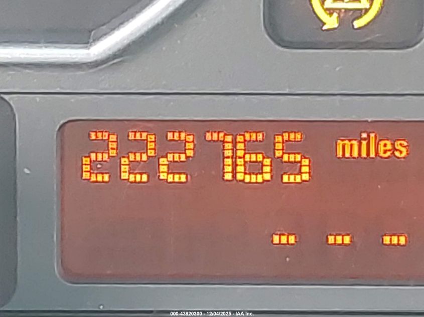 2005 BMW 330I VIN: WBAEV534X5KM40366 Lot: 43820300