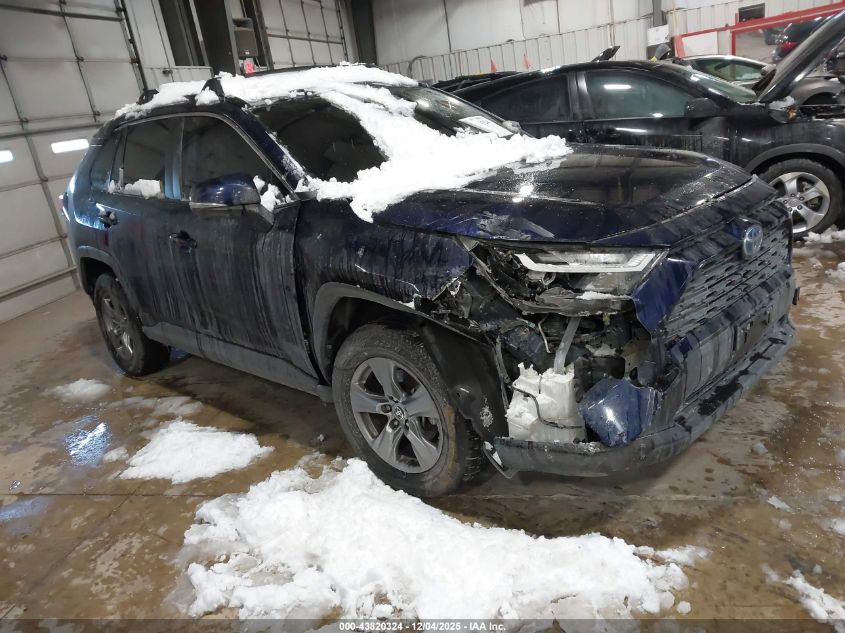 TOYOTA RAV4 HYBRID XLE