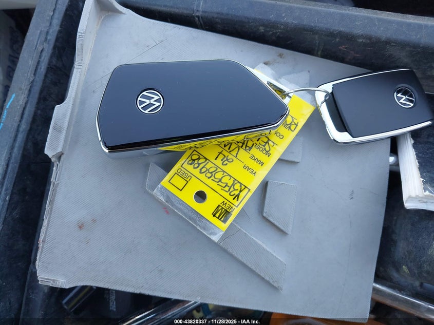 2024 Volkswagen Atlas 2.0T Sel Premium R-Line VIN: 1V2FR2CA0RC558988 Lot: 43820337