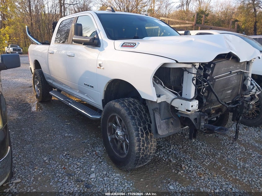 RAM 2500 BIG HORN 4X4 6 4 BOX