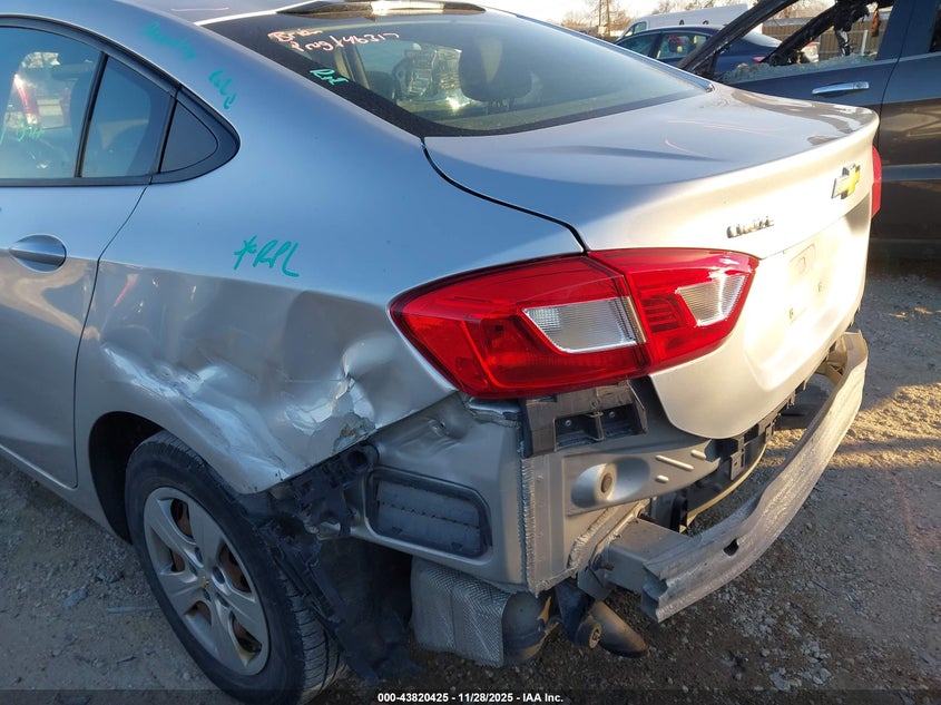 2018 Chevrolet Cruze Ls Auto VIN: 1G1BC5SM8J7130509 Lot: 43820425