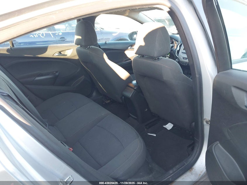 2018 Chevrolet Cruze Ls Auto VIN: 1G1BC5SM8J7130509 Lot: 43820425