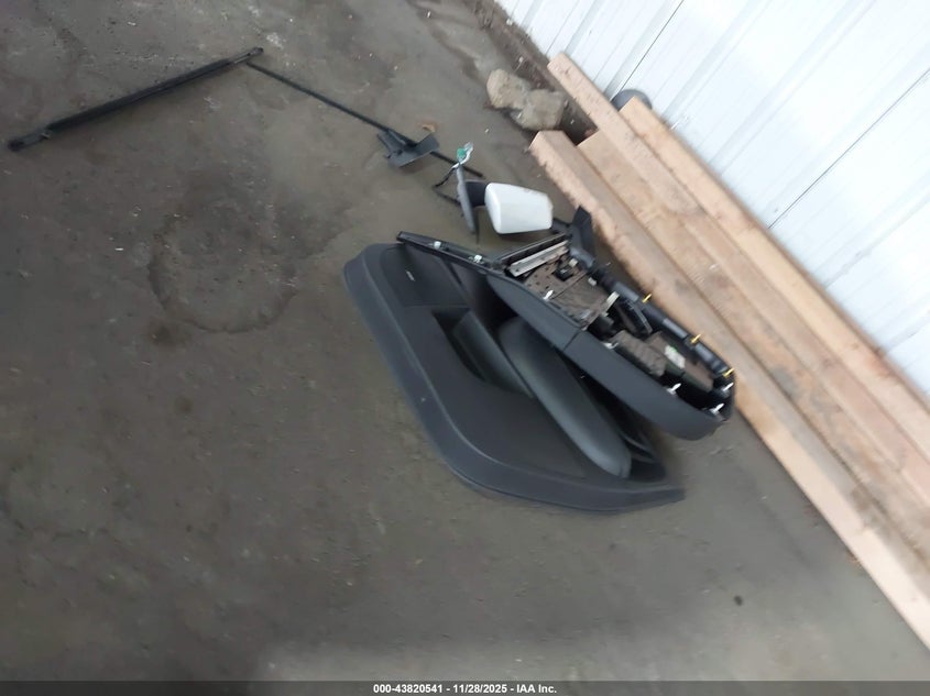 2017 Chevrolet Traverse 2Lt VIN: 1GNKRHKD5HJ335538 Lot: 43820541