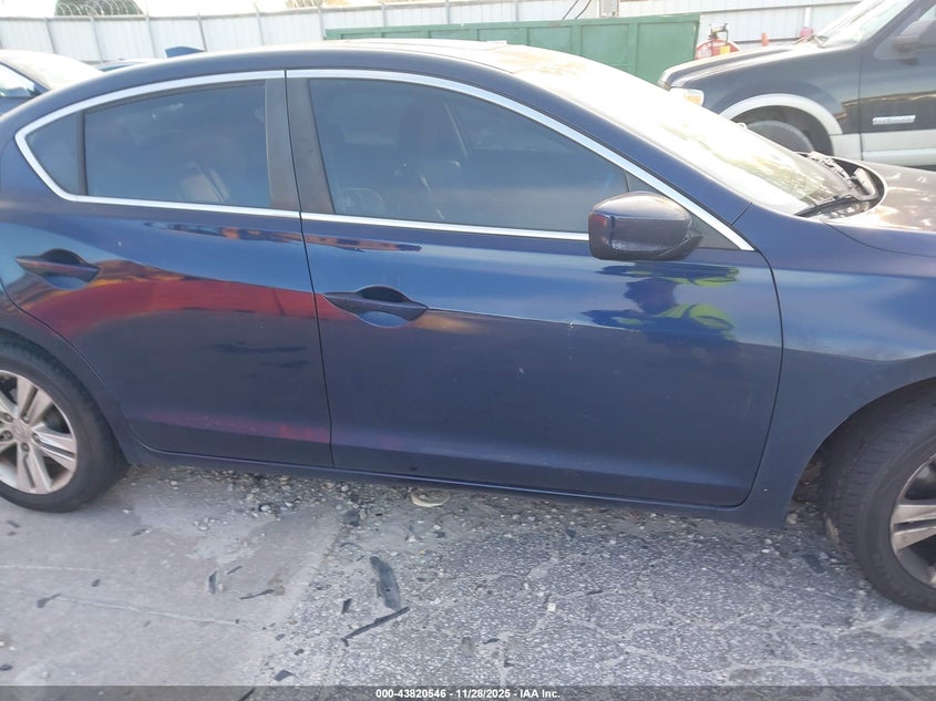 2013 Acura Ilx 2.0L VIN: 19VDE1F34DE017884 Lot: 43820546