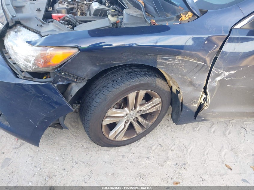 2013 Acura Ilx 2.0L VIN: 19VDE1F34DE017884 Lot: 43820546