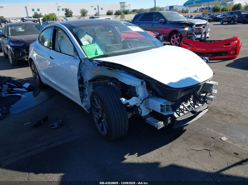 TESLA MODEL 3 REAR-WHEEL DRIVE
