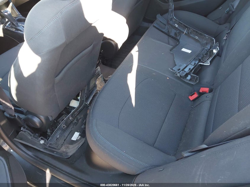 2017 Chevrolet Cruze Lt Auto VIN: 3G1BE6SM4HS582193 Lot: 43820661