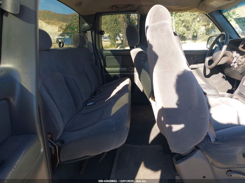 2002 Chevrolet Silverado 1500 Ls VIN: 2GCEC19TX21194009 Lot: 43820682