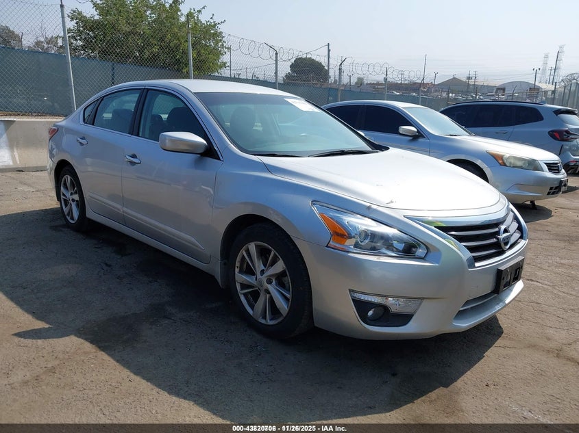 NISSAN ALTIMA 2.5 SV