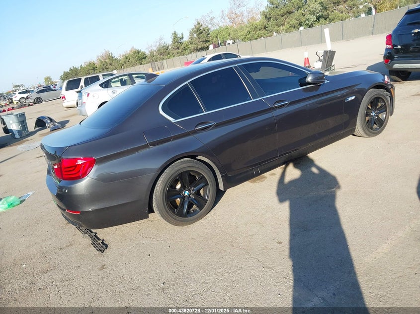 WBAXG5C50DDY34974 2013 BMW 5ER photo no. 4