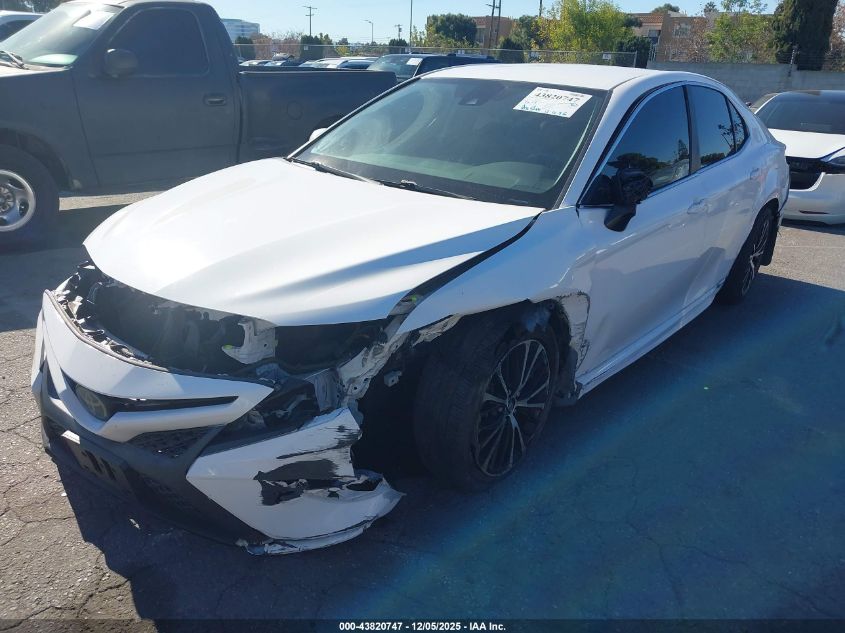 4T1G11AK0LU310532 2020 TOYOTA CAMRY photo no. 2