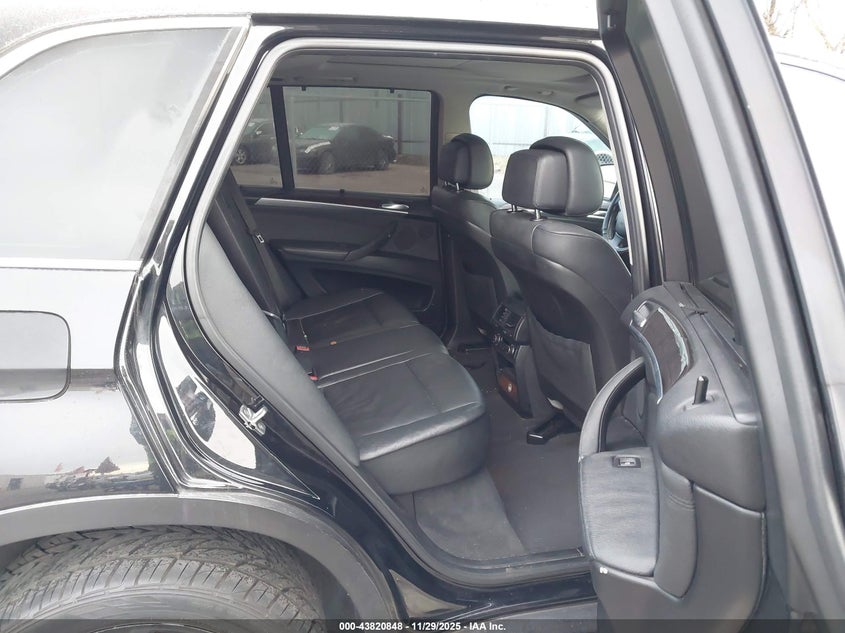 2011 BMW X5 xDrive50I VIN: 5UXZV8C53BLL67540 Lot: 43820848