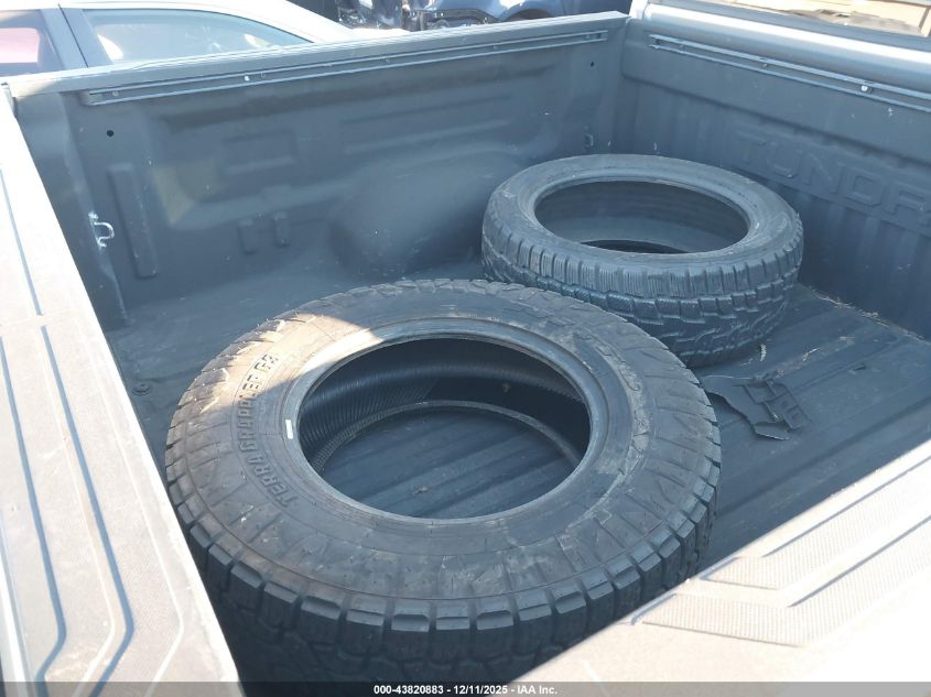 2019 Toyota Tundra Sr5 5.7L V8 VIN: 5TFEY5F18KX254724 Lot: 43820883