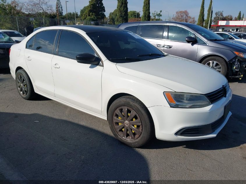 VOLKSWAGEN JETTA 2.0L S