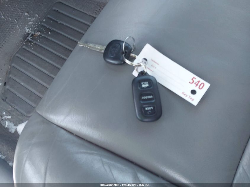 2004 Toyota Camry Xle VIN: 4T1BE30K64U359036 Lot: 43820908