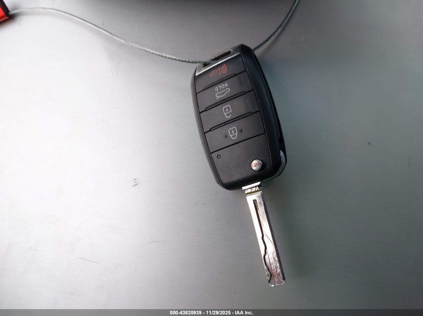 2015 Kia Optima Lx VIN: KNAGM4A70F5622516 Lot: 43820939