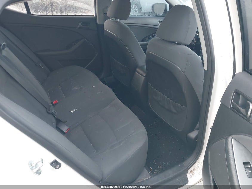 2015 Kia Optima Lx VIN: KNAGM4A70F5622516 Lot: 43820939