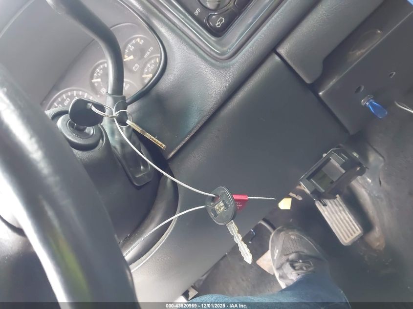 2002 Chevrolet Silverado 1500Hd Ls VIN: 1GCGK13U92F121896 Lot: 43820969