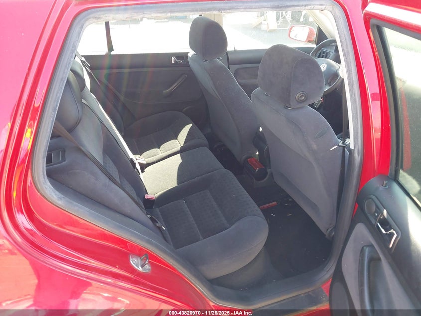 2003 Volkswagen Golf Gls 2.0L VIN: 9BWGK61J834005310 Lot: 43820970