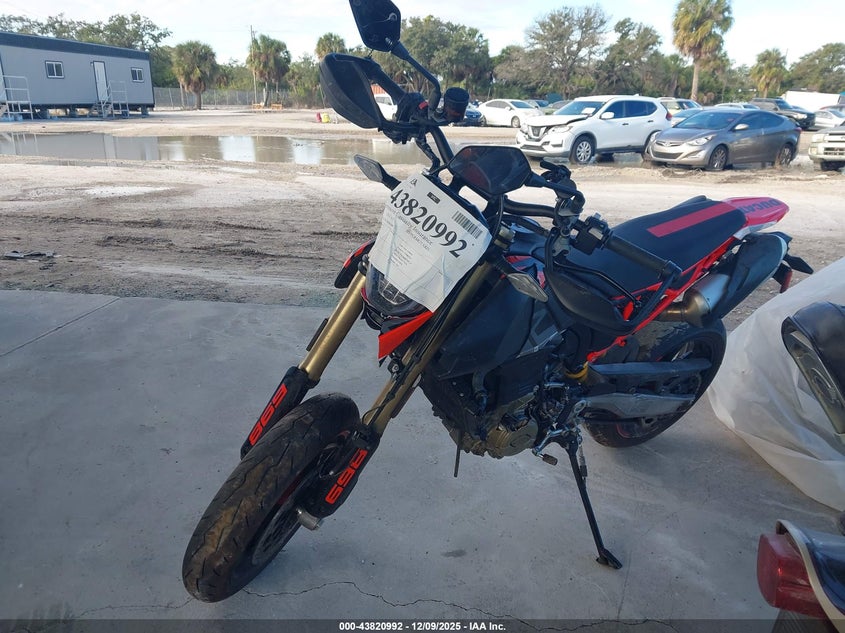 2025 Ducati Hypermotard