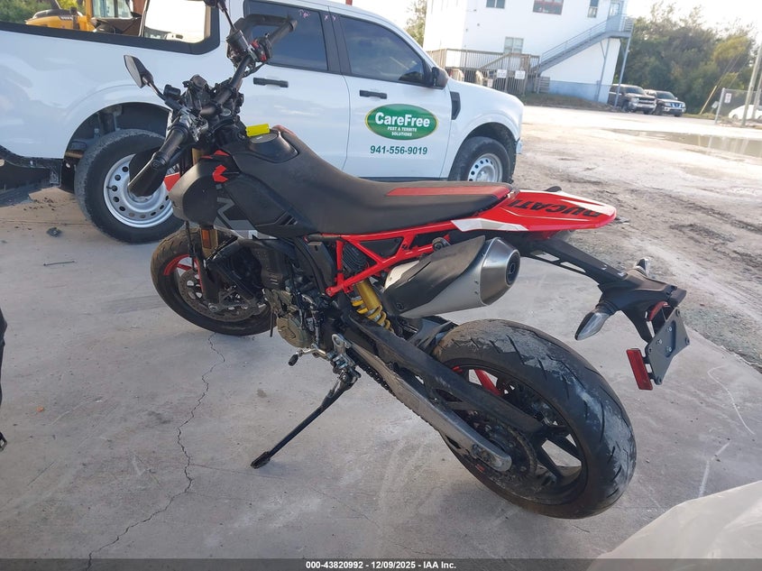 2025 Ducati Hypermotard