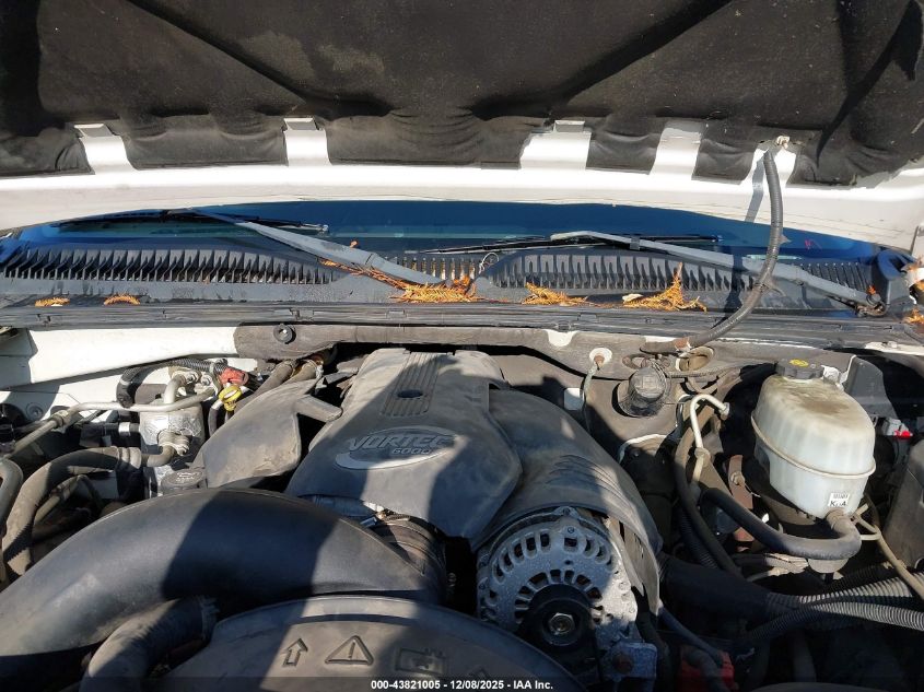 2004 Cadillac Escalade Standard VIN: 1GYEK63N84R117718 Lot: 43821005