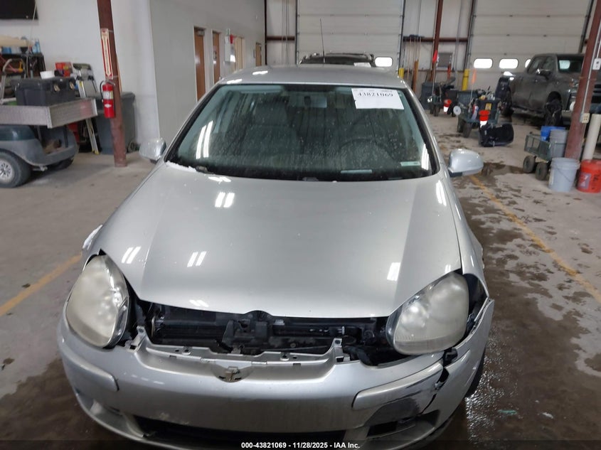 2006 Volkswagen Rabbit 4-Door VIN: WVWCR91K76W150989 Lot: 43821069