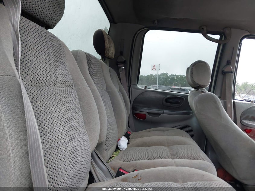 1FTRW08L91KB05968 2001 FORD F-150 photo no. 8