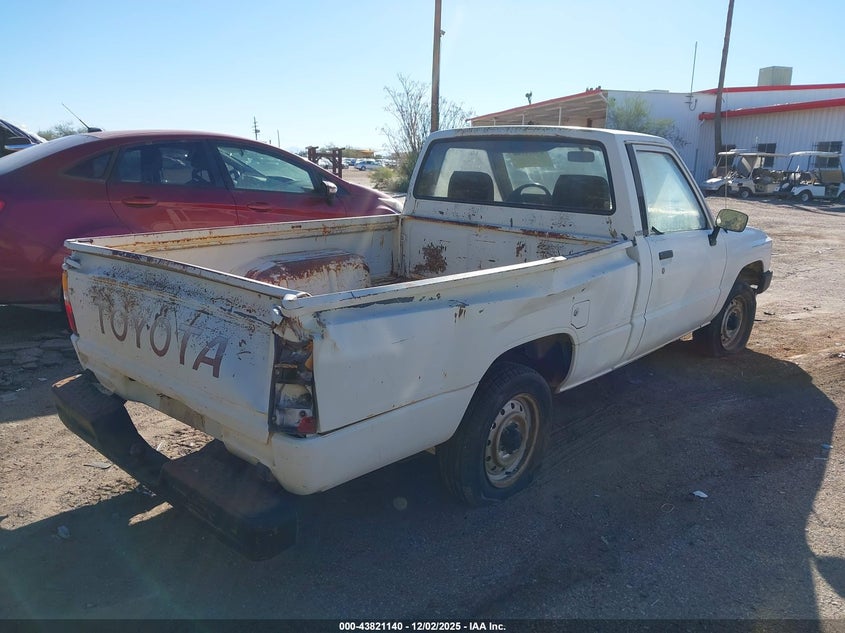 JT4RN50R4F0080173 1985 TOYOTA PICKUP photo no. 6