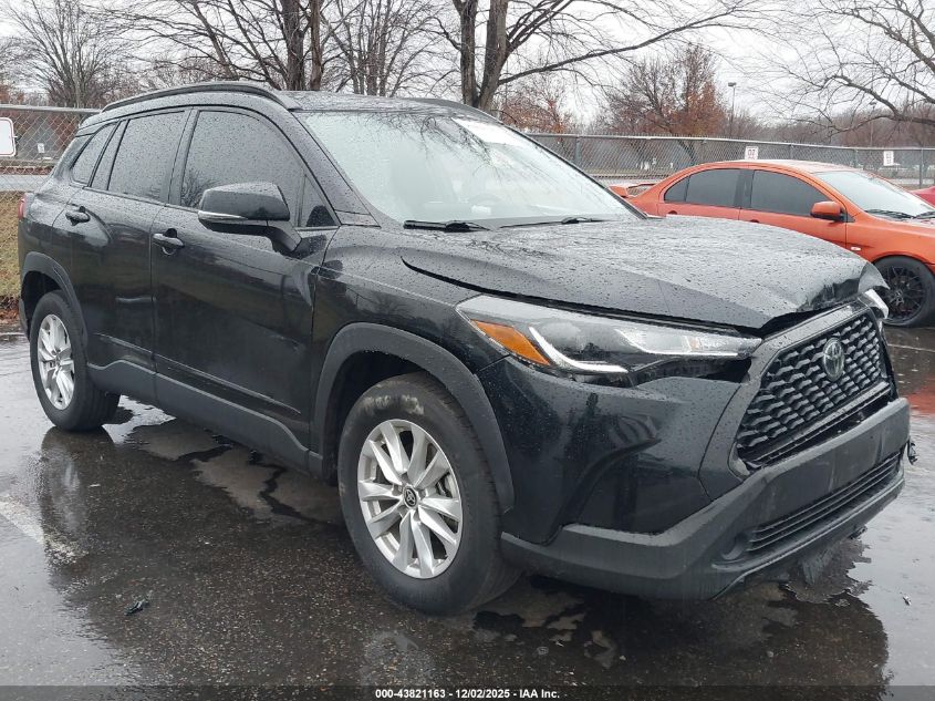 TOYOTA COROLLA CROSS LE