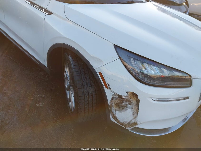 2022 Lincoln Corsair Standard VIN: 5LMCJ1D9XNUL05491 Lot: 43821164