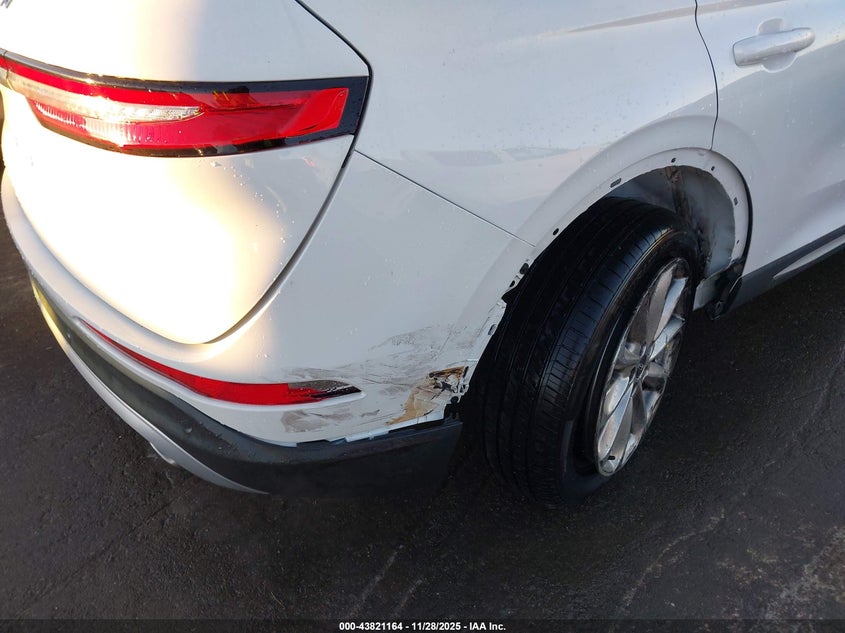 2022 Lincoln Corsair Standard VIN: 5LMCJ1D9XNUL05491 Lot: 43821164