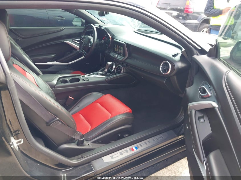 1G1FH1R72J0191441 2018 CHEVROLET CAMARO photo no. 5