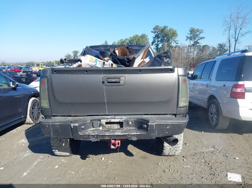 2008 GMC Sierra 1500 Denali VIN: 2GTEC638881257389 Lot: 43821196