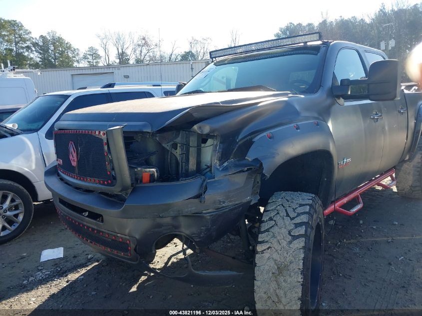 2008 GMC Sierra 1500 Denali VIN: 2GTEC638881257389 Lot: 43821196