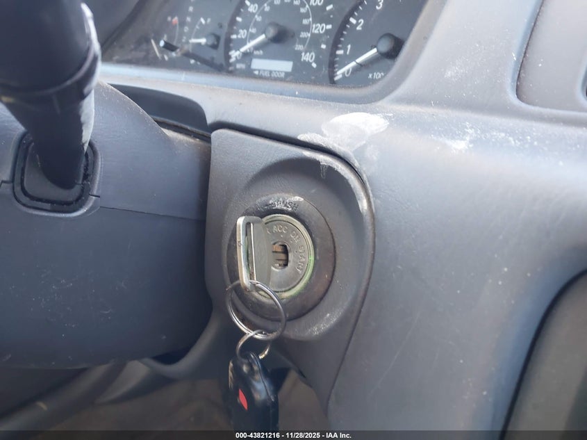 2001 Toyota Camry Le V6 VIN: 4T1BF22K01U117357 Lot: 43821216