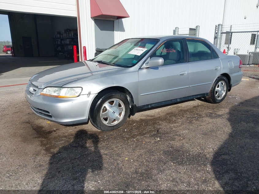 3HGCG56492G706643 2002 HONDA ACCORD photo no. 2