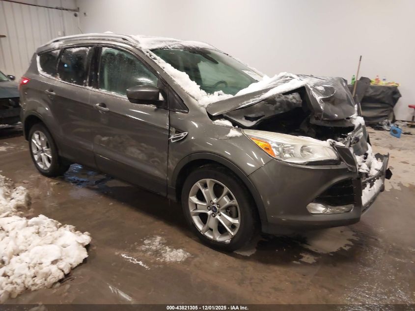 FORD ESCAPE TITANIUM