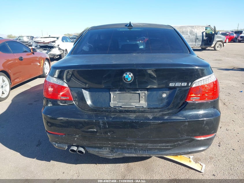 2008 BMW 528I VIN: WBANU53598CT19841 Lot: 43821456