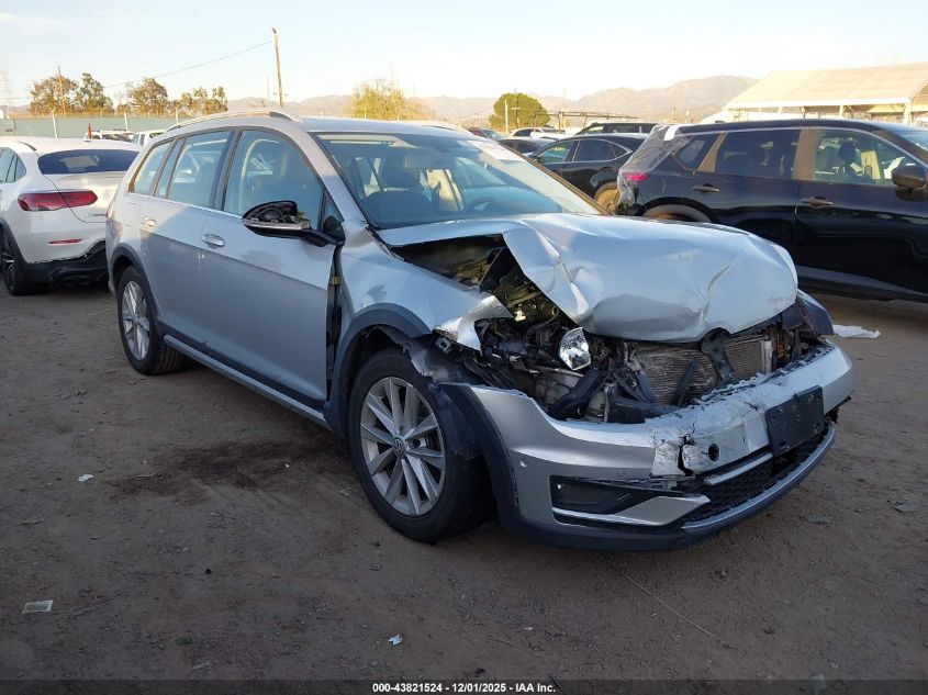 VOLKSWAGEN GOLF ALLTRACK TSI SE