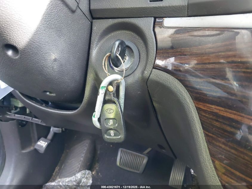 2012 Hyundai Santa Fe Se VIN: 5XYZH4AG0CG167606 Lot: 43821671