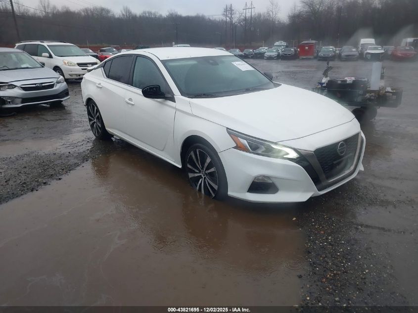 NISSAN ALTIMA SR FWD