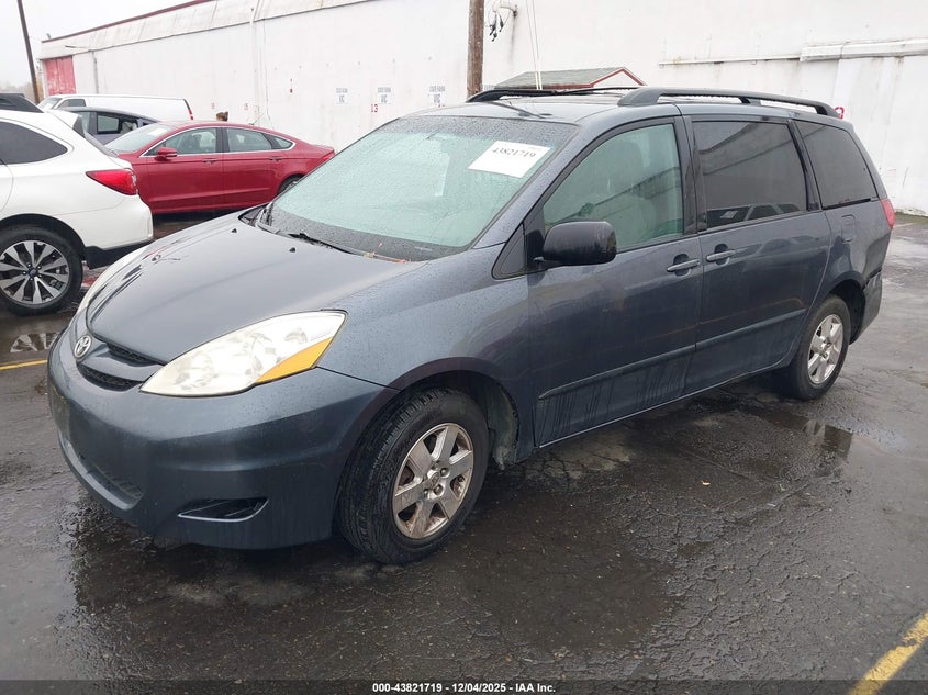2007 Toyota Sienna Le