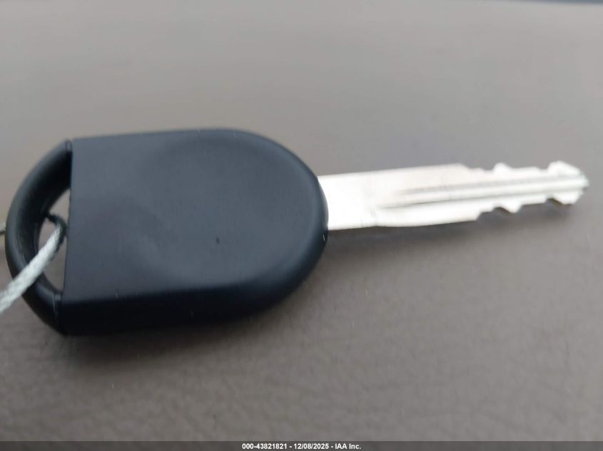 2005 Mercury Grand Marquis Gs VIN: 2MEFM74W75X641482 Lot: 43821821