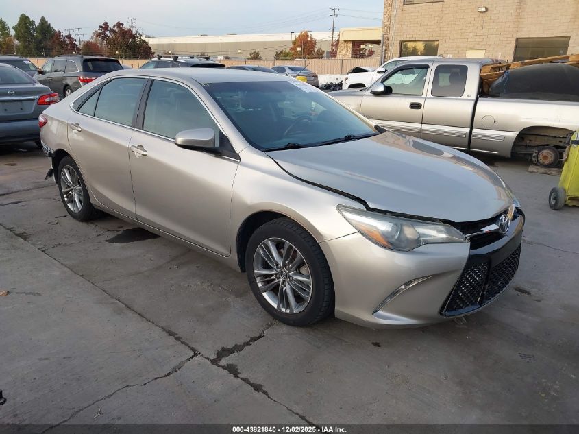 TOYOTA CAMRY SE