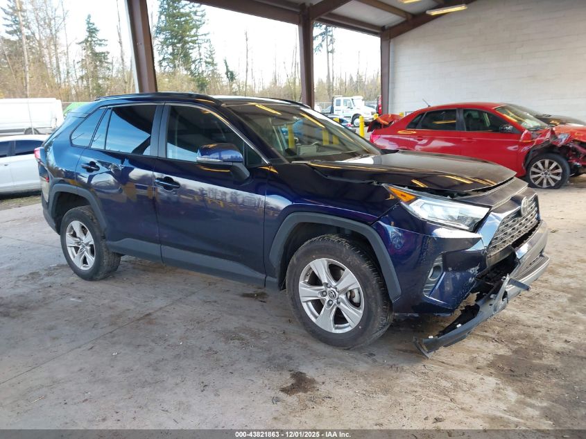 TOYOTA RAV4 XLE