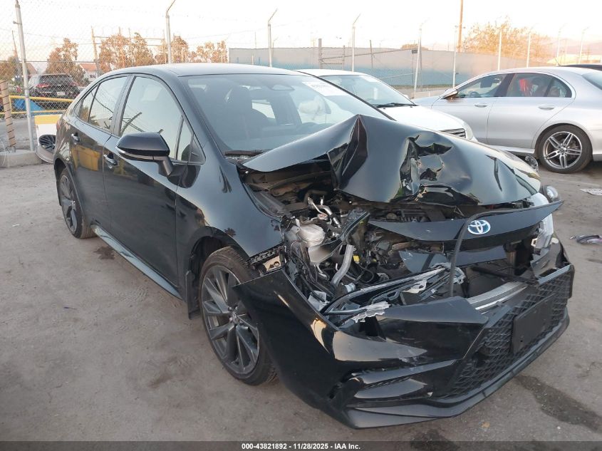 TOYOTA COROLLA HYBRID SE