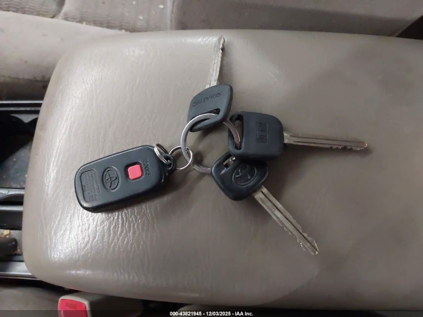 2005 Toyota Camry Le VIN: 4T1BE32KX5U590245 Lot: 43821945